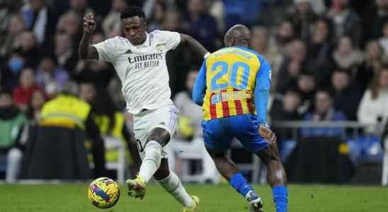 La Liga Real vzjal verh nad Valensiej, Vinisius Zhunior zabil 200-j gol v 50-m matche za Slivochnyh Obzor foto video 2-2-2023 La Liga Real vzjal verh nad Valensiej, Vinisius Zhunior zabil 200-j gol v 50-m matche za Slivochnyh Obzor foto video 2-2-2023