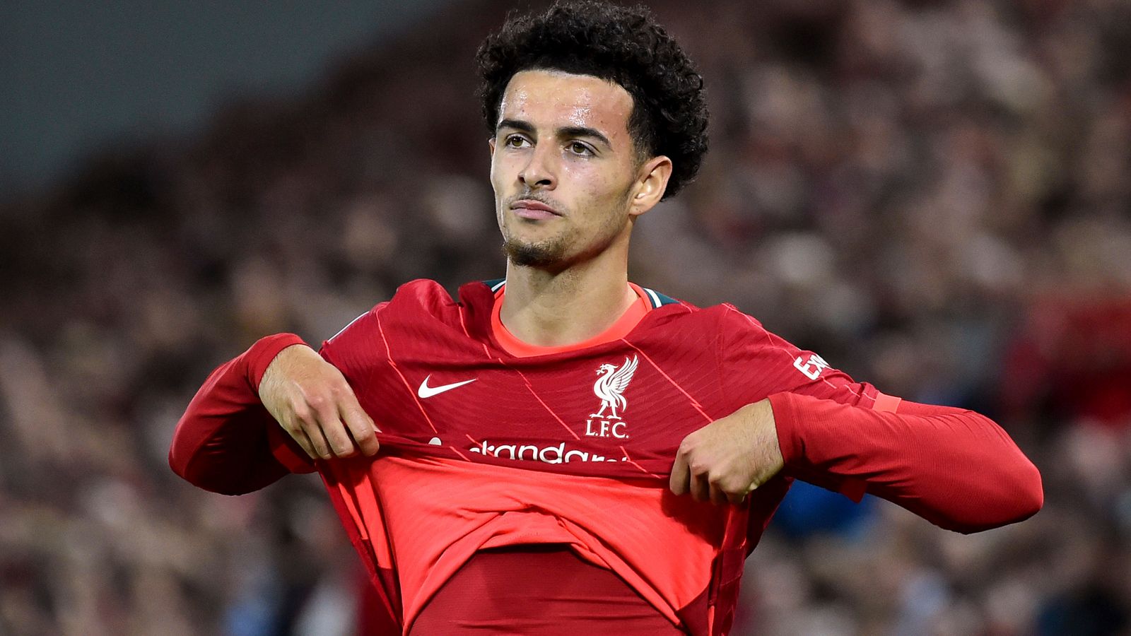 Ливерпуль новости - Кертис Джонс получил травму глаза и пропустит несколько  недель - Football-fun-live.com - Новости футбола 2023. Футбол, свежие  новости сегодня. Футбол, новости сегодня Ливерпуль. Кертис Джонс