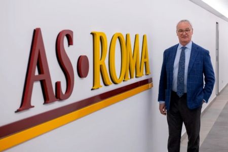 фото - Официально: Клаудио Раньери возглавил «Рому» до конца сезона Официально: Клаудио Раньери возглавил «Рому» до конца сезона